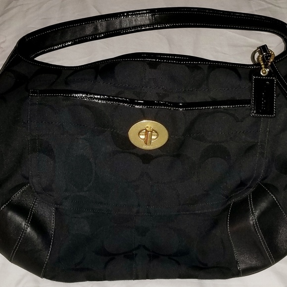 Coach Handbags - Coach Oversize Hobo Bag 💯 Authentic